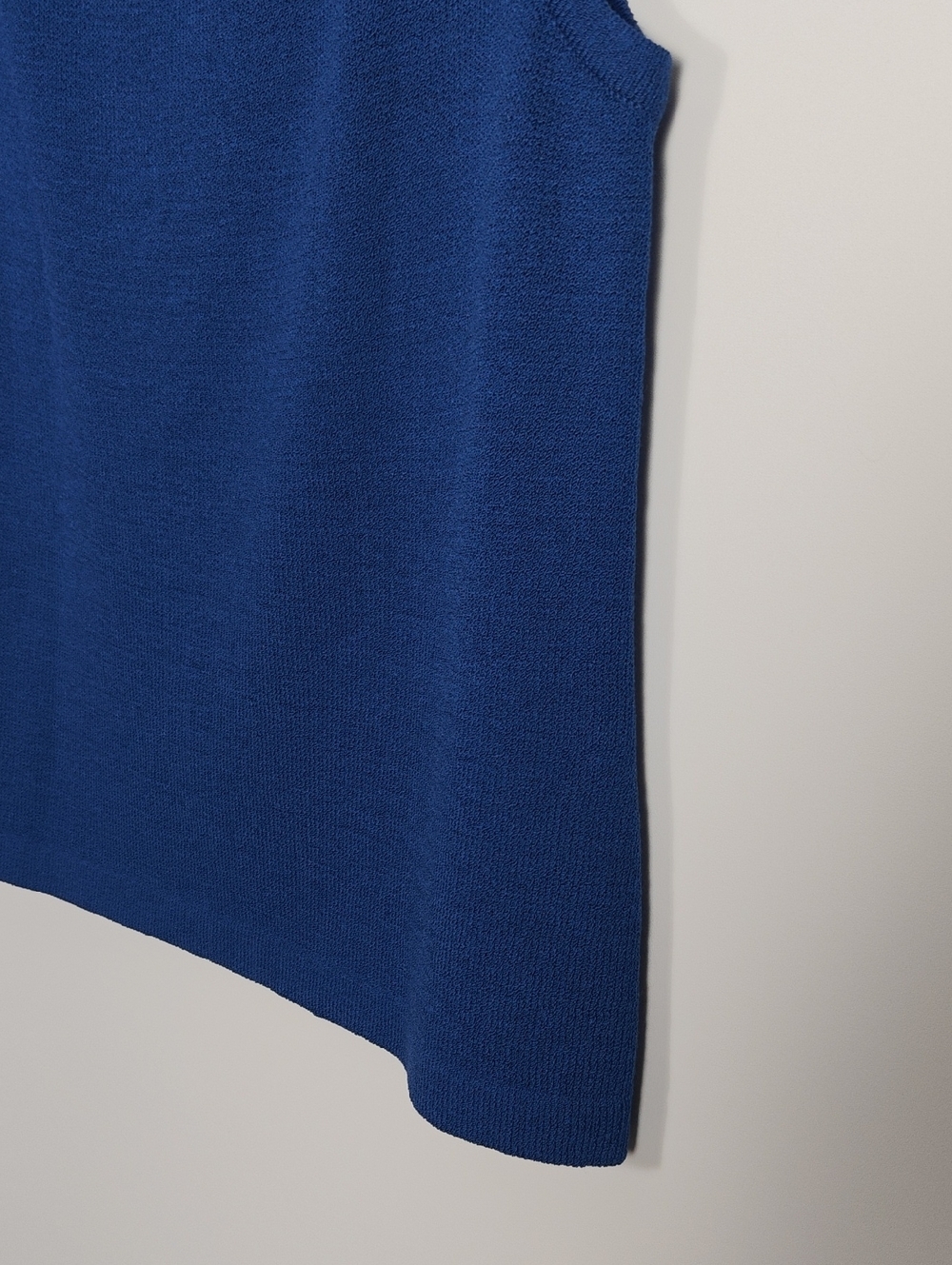 ST. JOHN Sport Vintage Santana Knit Scoop Neck Cobalt Blue Shell Tank Top Size L - Picture 14 of 16